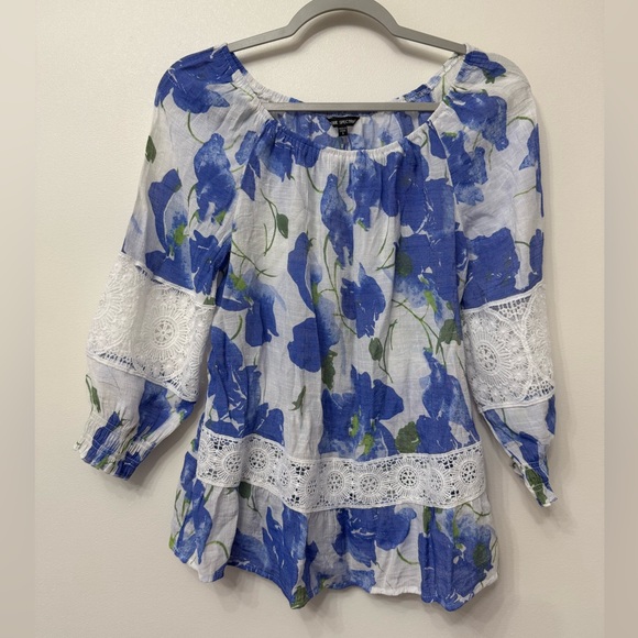 Unique Spectrum Tops - Unique Spectrum Blue Floral and Lace Off the Shoulder Top